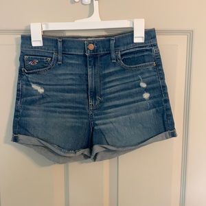 Hollister light blue Jean shorts size 5 w27